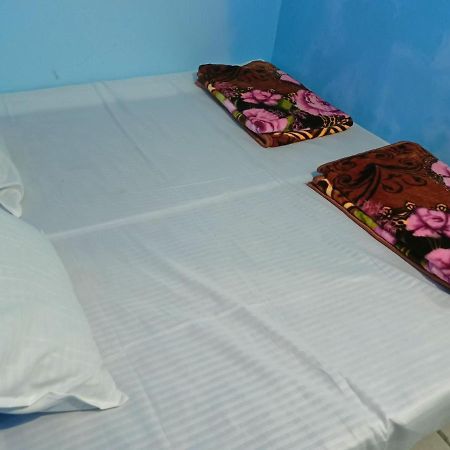 Baba Guest House Уджайн Екстериор снимка