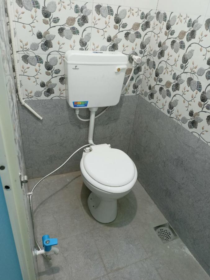 Baba Guest House Уджайн Екстериор снимка