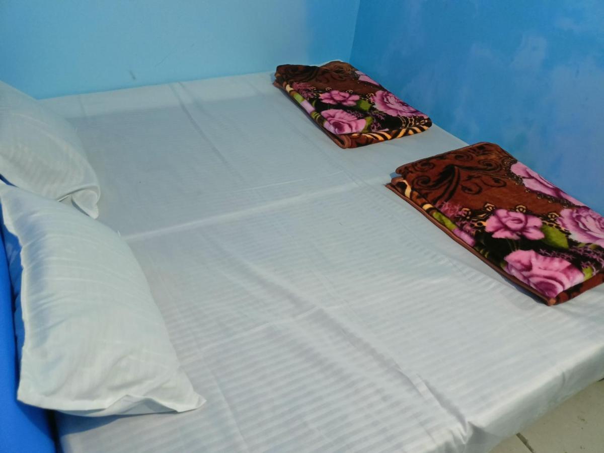 Baba Guest House Уджайн Екстериор снимка