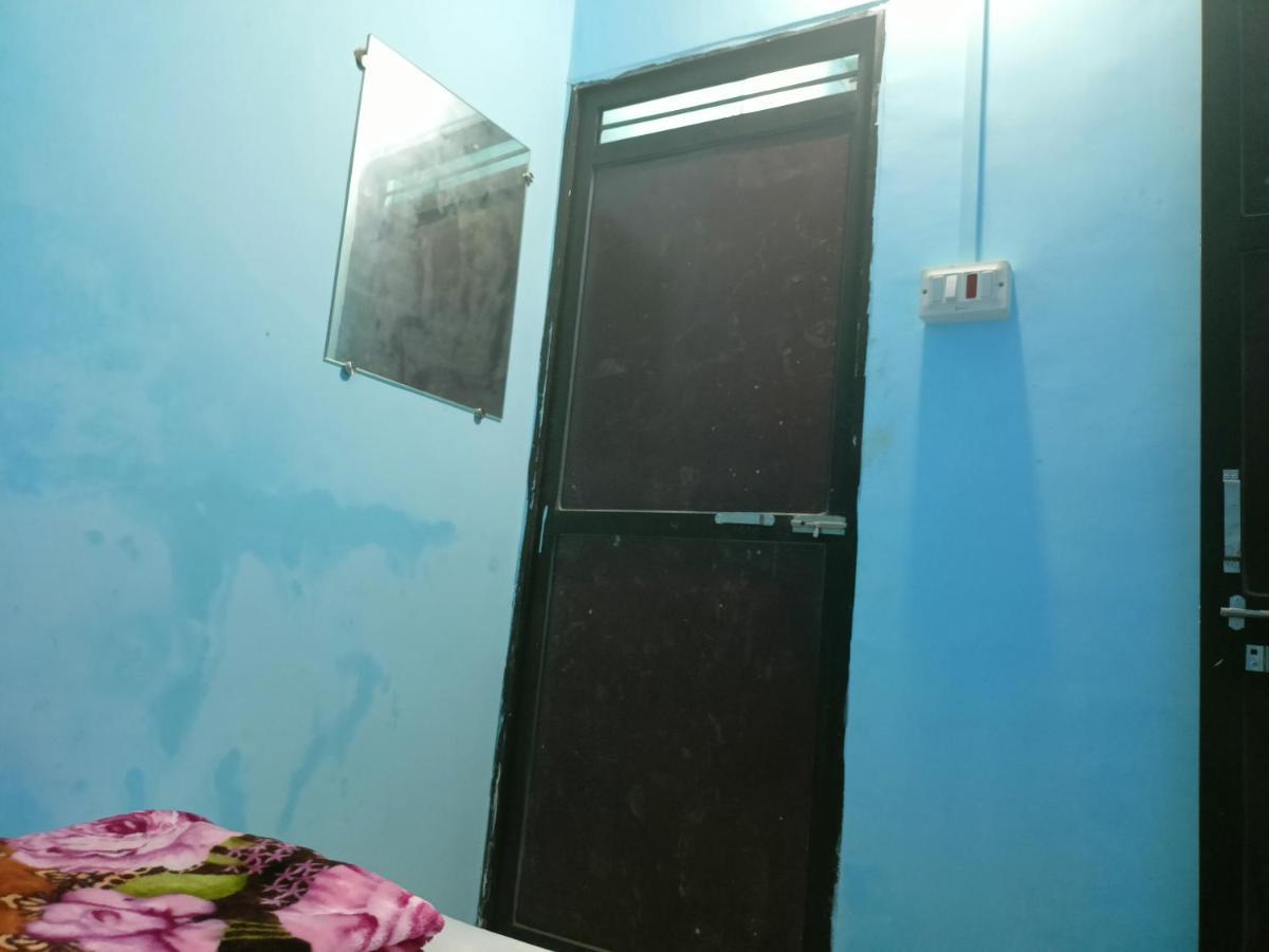 Baba Guest House Уджайн Екстериор снимка